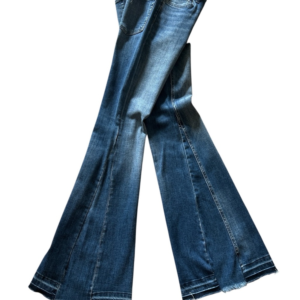 Flying Monkey Women’s High Rise Panel Flare Jeans. Size 26 - Picture 4 of 9